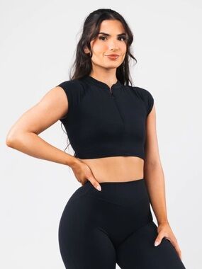 NWT Alphalete Black KDM Zip up Short Sleeve Crop Top with Mock Neck